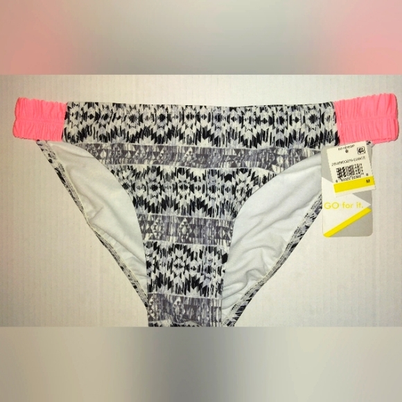☆NWT☆Go Gossip☆Abstract Granite Print Bikini 👙 Bottoms☆Medium - Picture 9 of 9
